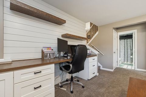 Tiny photo for Midlothian, IL 60445 (MLS # 12557049)