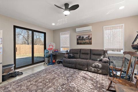 Tiny photo for Midlothian, IL 60445 (MLS # 12557049)