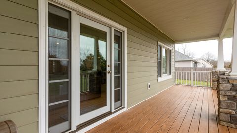 Tiny photo for 304 N Excalibur Drive, Carterville, IL 62918 (MLS # 12586206)