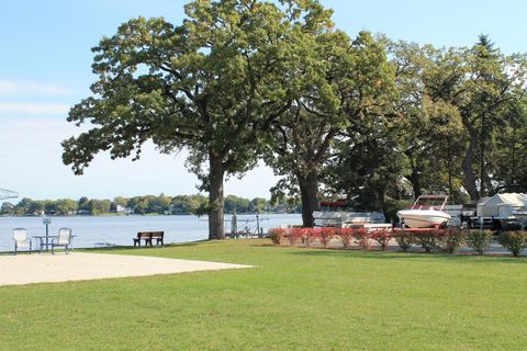 Tiny photo for 69 White Oaks Road #69, Fox Lake, IL 60020 (MLS # 12500504)