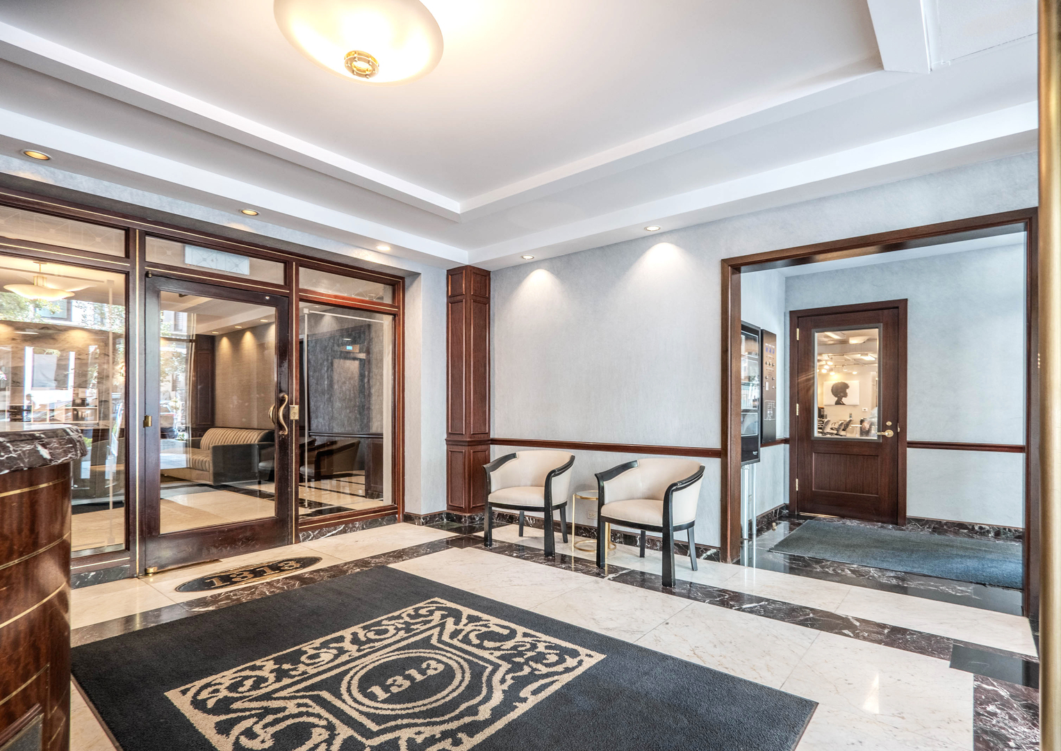 1313 N Ritchie Court 901