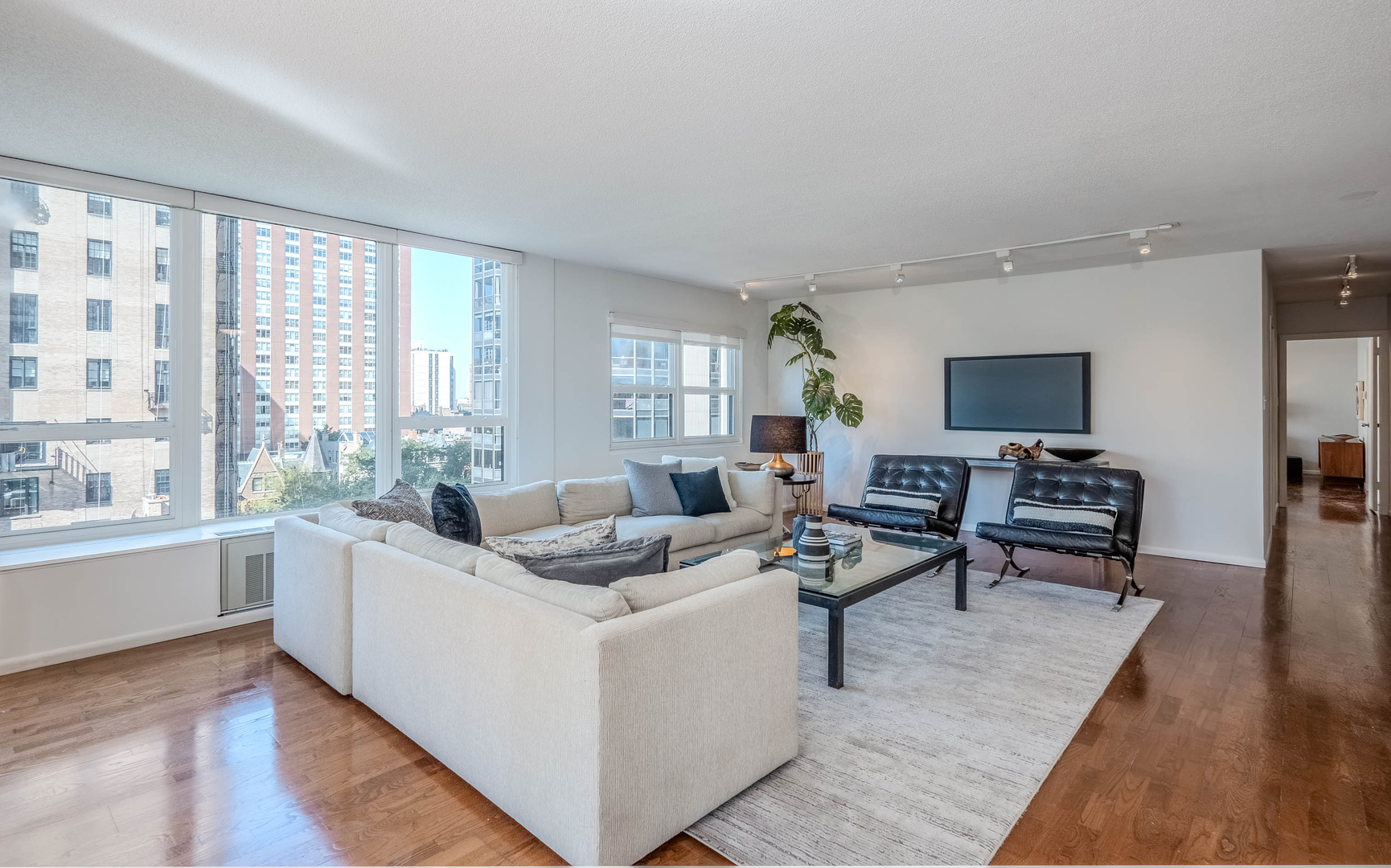 1313 N Ritchie Court 901