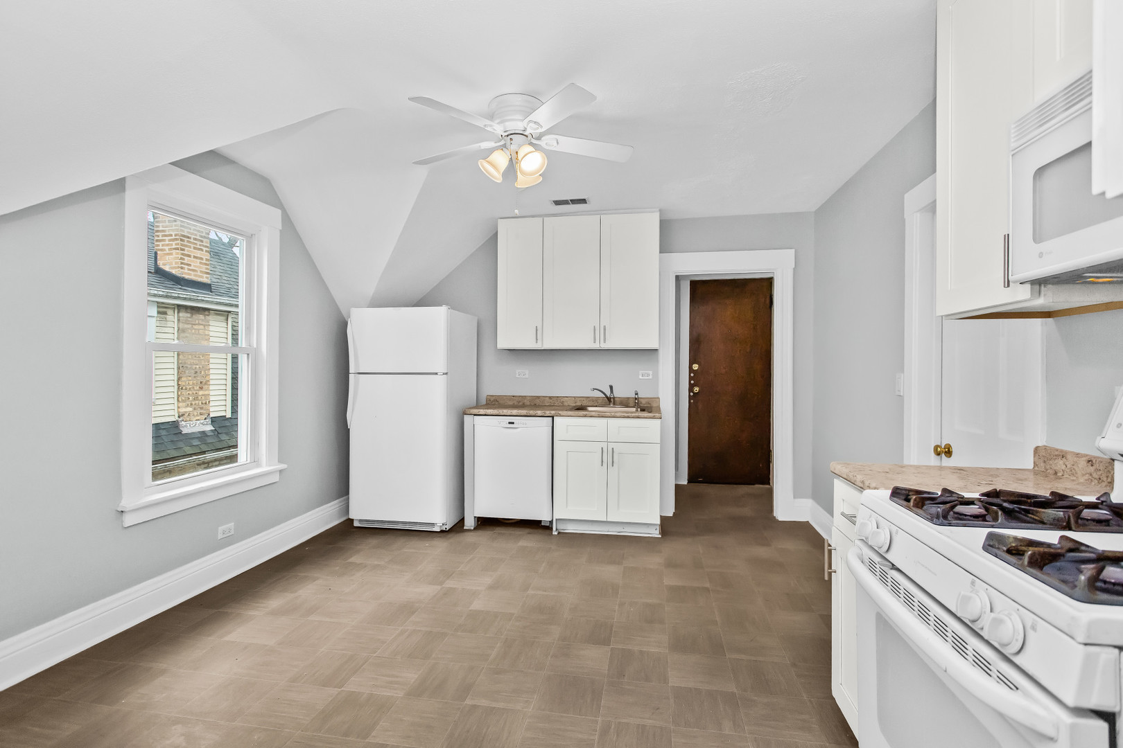 1116 Darrow Avenue 2F