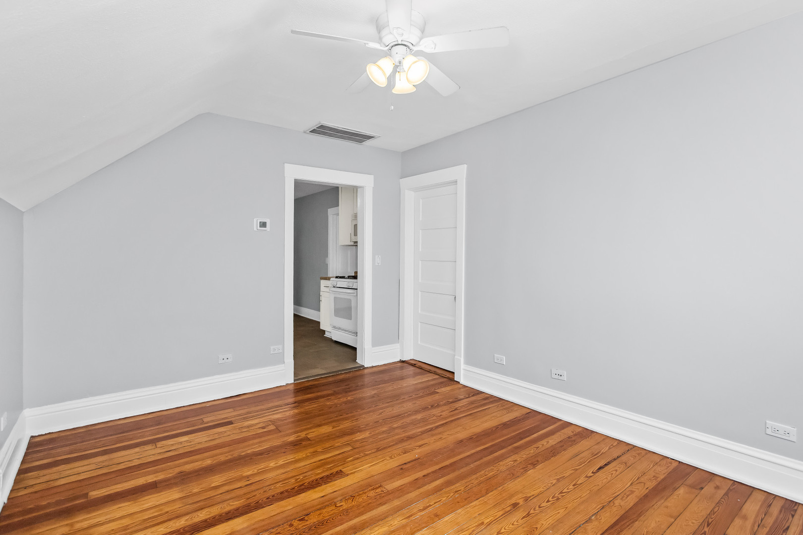 1116 Darrow Avenue 2F