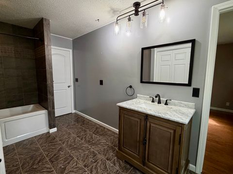 Tiny photo for 702 S Grant Street, Clinton, IL 61727 (MLS # 12612931)