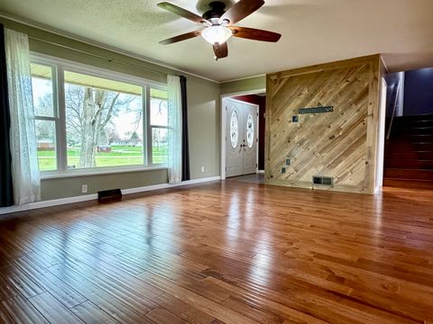 Tiny photo for 702 S Grant Street, Clinton, IL 61727 (MLS # 12612931)