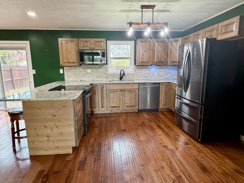 Tiny photo for 702 S Grant Street, Clinton, IL 61727 (MLS # 12612931)