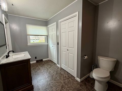 Tiny photo for 702 S Grant Street, Clinton, IL 61727 (MLS # 12612931)