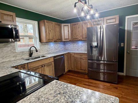 Tiny photo for 702 S Grant Street, Clinton, IL 61727 (MLS # 12612931)