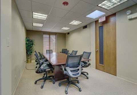 Tiny photo for 10555 W Cermak Road #1W, Westchester, IL 60154 (MLS # 12451503)
