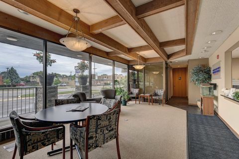 Tiny photo for 10555 W Cermak Road #1W, Westchester, IL 60154 (MLS # 12451503)