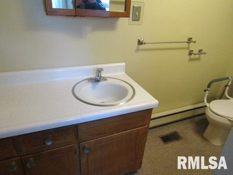 Tiny photo for 430 W CHURCH Street, Harrisburg, IL 62946 (MLS # EB460235)