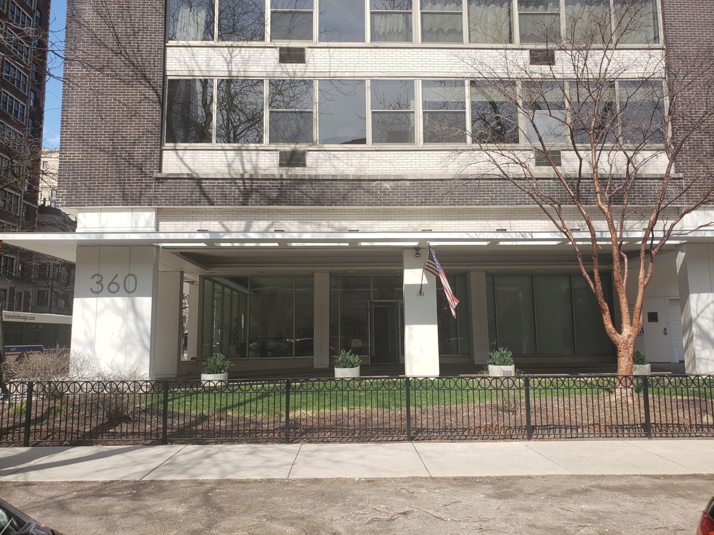 360 W Wellington Avenue 14D