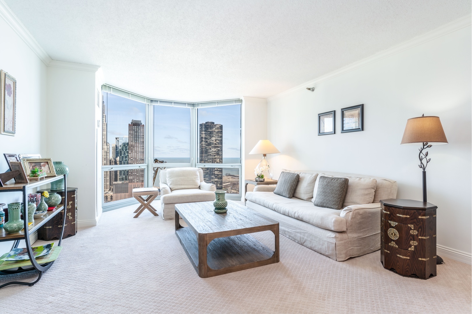 195 N Harbor Drive 3301