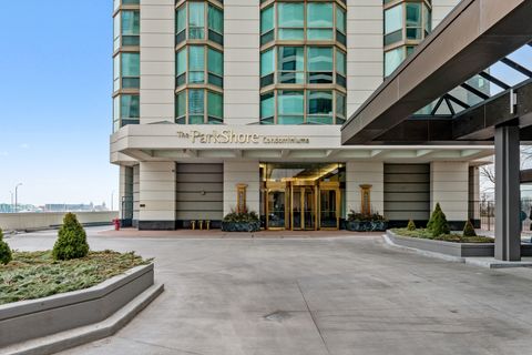 195 N Harbor Drive 3301 Chicago IL 60601