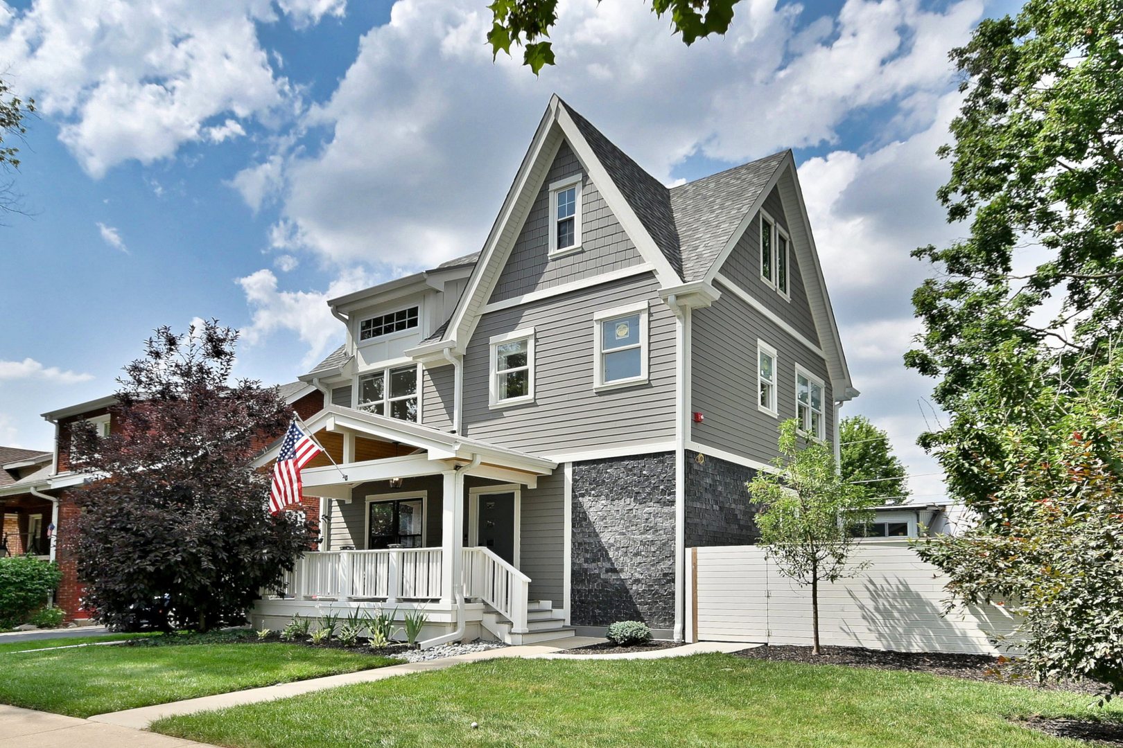 1364 E Algonquin Road