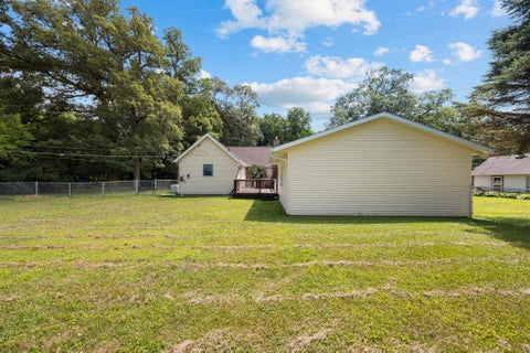 Tiny photo for 3223 53rd Street B, Moline, IL 61265 (MLS # 12602907)