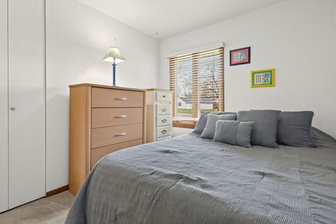 Tiny photo for 1013 Manor Drive, Streamwood, IL 60107 (MLS # 12608917)