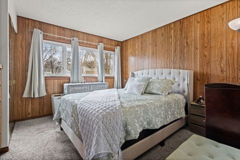 Tiny photo for 1013 Manor Drive, Streamwood, IL 60107 (MLS # 12608917)