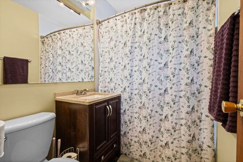 Tiny photo for 1013 Manor Drive, Streamwood, IL 60107 (MLS # 12608917)