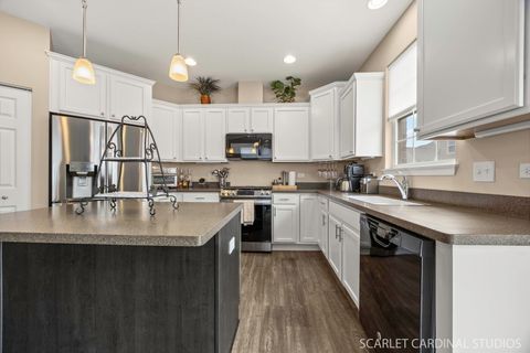 Tiny photo for 2925 Henley Lane, Naperville, IL 60540 (MLS # 12445565)