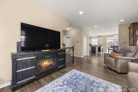 Tiny photo for 2925 Henley Lane, Naperville, IL 60540 (MLS # 12445565)