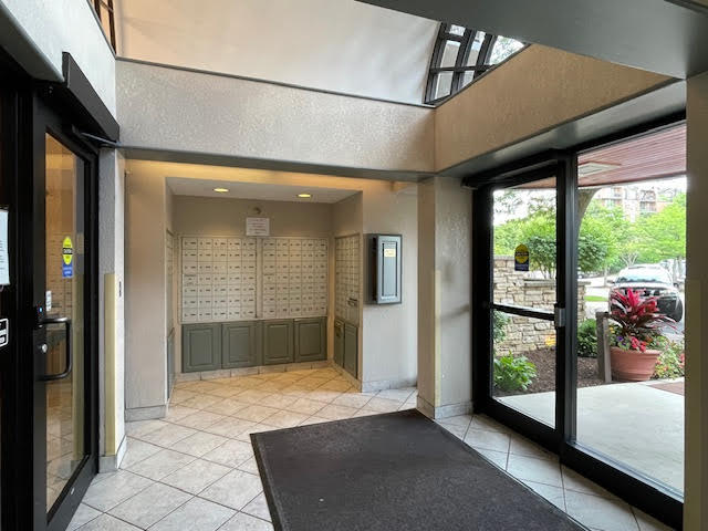 511 Aurora Avenue 620