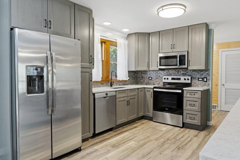 Tiny photo for 6231 Linden Lane, La Grange Highlands, IL 60525 (MLS # 12675991)