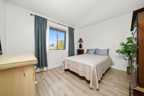 Tiny photo for 195 W Brandon Court #A33, Palatine, IL 60067 (MLS # 12525214)