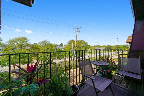 Tiny photo for 195 W Brandon Court #A33, Palatine, IL 60067 (MLS # 12525214)