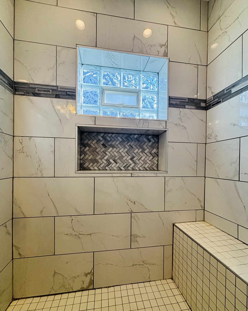 3133 N Richmond Street 2