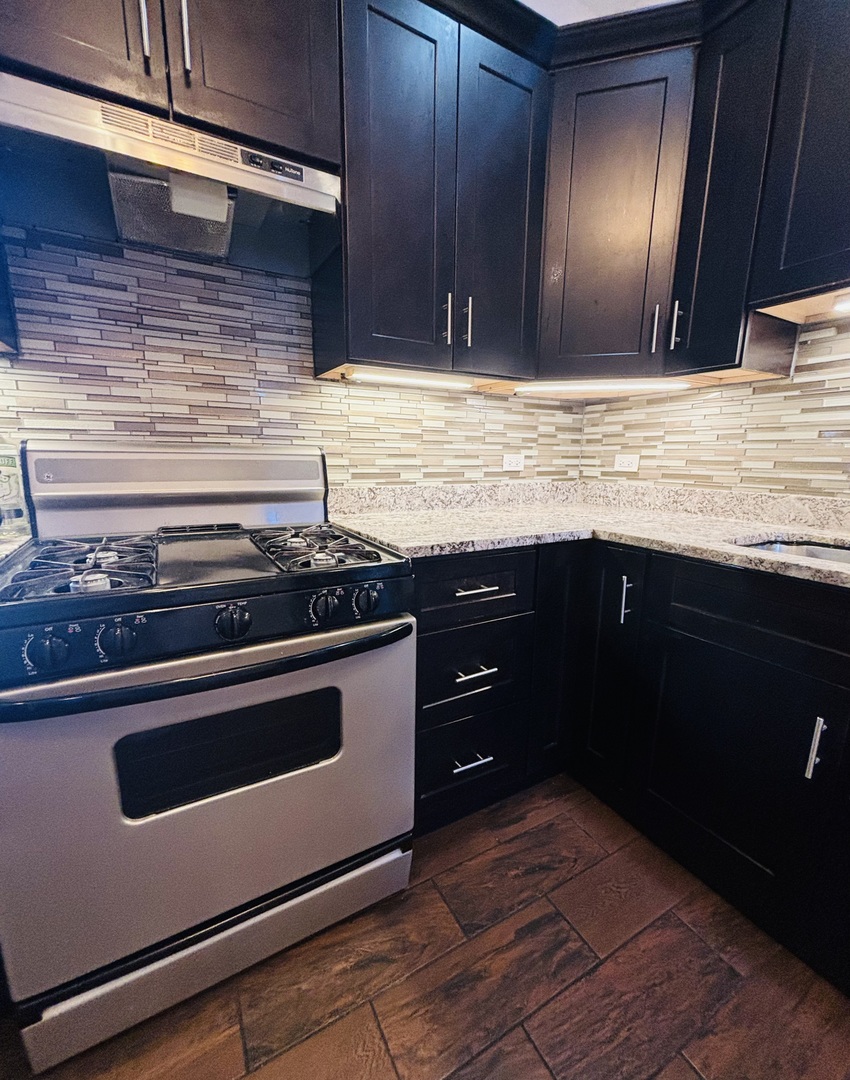 3133 N Richmond Street 2