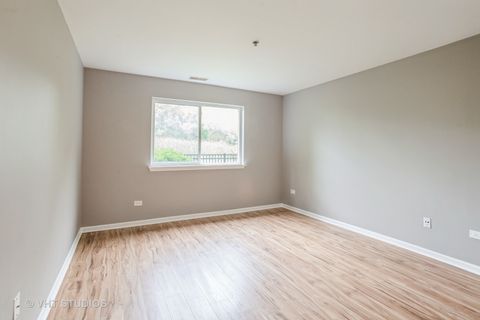 Tiny photo for 881 N Swift Road #106, Addison, IL 60101 (MLS # 12434135)