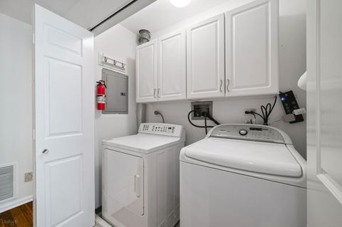 Tiny photo for 1318 N SUTTON Place, Chicago, IL 60610 (MLS # 12609293)