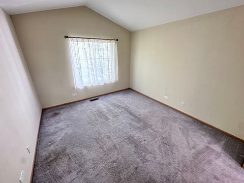 Tiny photo for 273 Windsor Court #A, South Elgin, IL 60177 (MLS # 12504843)