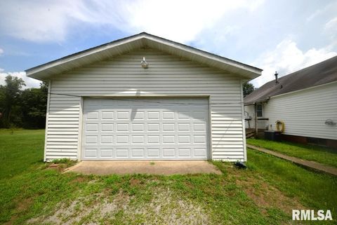 Tiny photo for 909 & 905 FAIRFIELD Road, Mt Vernon, IL 62864 (MLS # EB458987)