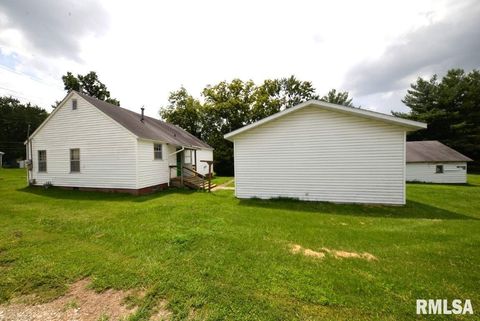 Tiny photo for 909 & 905 FAIRFIELD Road, Mt Vernon, IL 62864 (MLS # EB458987)