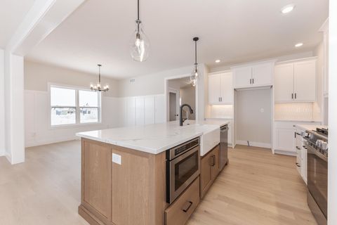 Tiny photo for 5214 Belvedere Drive, Bloomington, IL 61705 (MLS # 12486235)