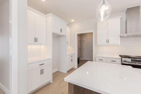 Tiny photo for 5214 Belvedere Drive, Bloomington, IL 61705 (MLS # 12486235)