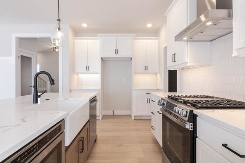 Tiny photo for 5214 Belvedere Drive, Bloomington, IL 61705 (MLS # 12486235)