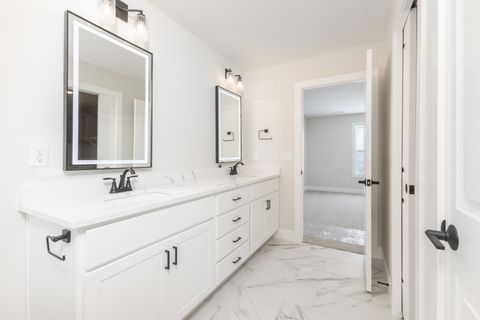 Tiny photo for 5214 Belvedere Drive, Bloomington, IL 61705 (MLS # 12486235)