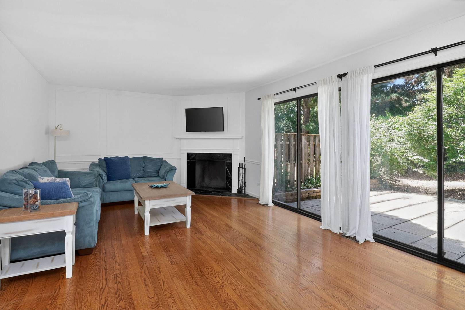 2S742 AVENUE ORLEANS