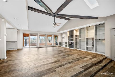 Tiny photo for 27317 W Lakeview Drive S, Lake Barrington, IL 60084 (MLS # 12613485)