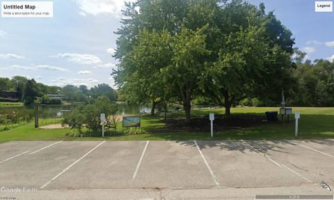 Tiny photo for 27317 W Lakeview Drive S, Lake Barrington, IL 60084 (MLS # 12613485)