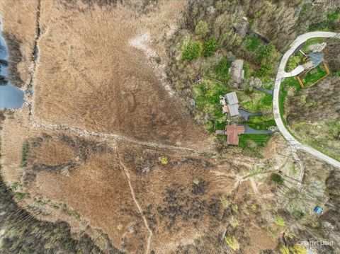 Tiny photo for 27317 W Lakeview Drive S, Lake Barrington, IL 60084 (MLS # 12613485)