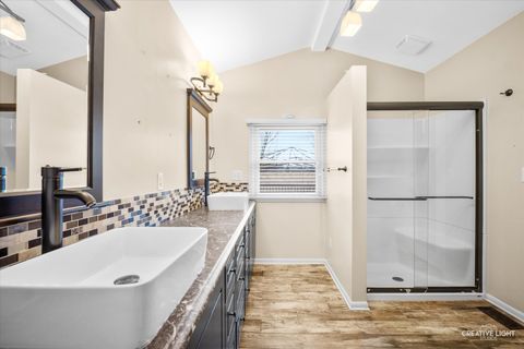 Tiny photo for 27317 W Lakeview Drive S, Lake Barrington, IL 60084 (MLS # 12613485)