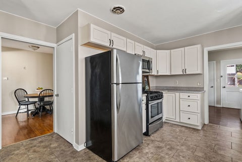 Tiny photo for 2415 Glen Place, Davenport, IA 52804 (MLS # 12696852)