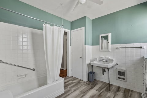 Tiny photo for 2415 Glen Place, Davenport, IA 52804 (MLS # 12696852)