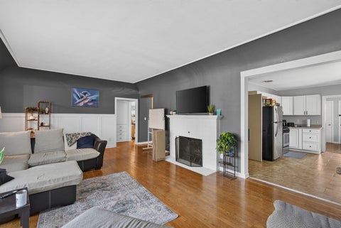 Tiny photo for 2415 Glen Place, Davenport, IA 52804 (MLS # 12696852)