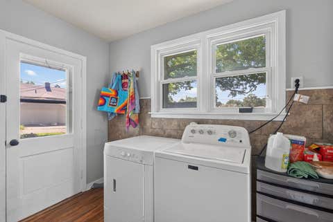Tiny photo for 2415 Glen Place, Davenport, IA 52804 (MLS # 12696852)
